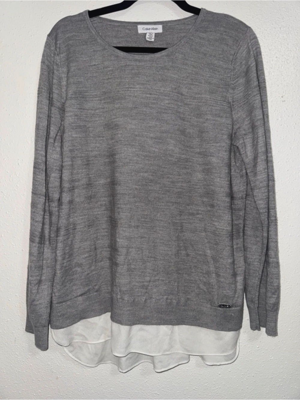 Calvin Klein Women's Size L Gray 2-in-1 Layered-Look Sweater & Shirt Hem - Picture 4 of 15